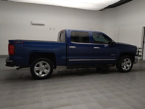 Used 2018 Chevrolet Silverado 1500 LTZ w/ Texas Edition image 10