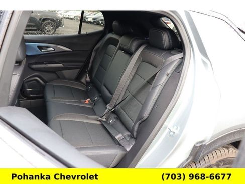 New 2026 Chevrolet Equinox EV LT image 24