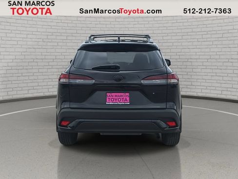 Used 2026 Toyota Corolla Cross SE image 6