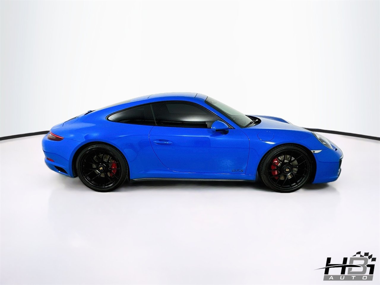 Used 2018 Porsche 911 Carrera GTS RWD image 4
