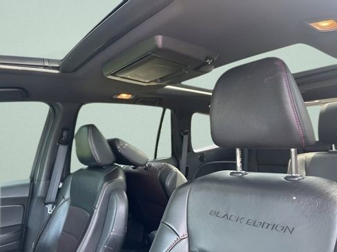 Used 2020 Honda Pilot Black Edition image 18