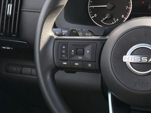 Certified 2024 Nissan Pathfinder S image 24