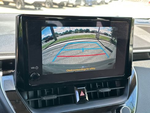 Used 2024 Toyota Corolla LE FWD image 26