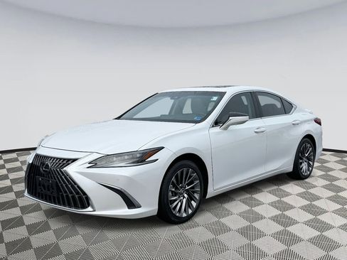 Used 2024 Lexus ES 300h Ultra Luxury image 5