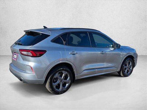 Used 2024 Ford Escape ST-Line image 5