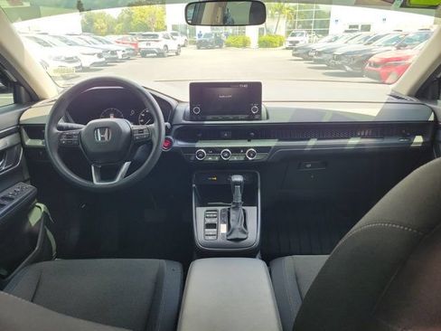 Used 2024 Honda CR-V LX image 2