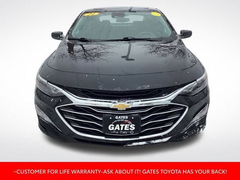 Used 2024 Chevrolet Malibu LT image 2