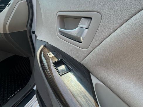 Used 2019 Toyota Sienna AWD image 36
