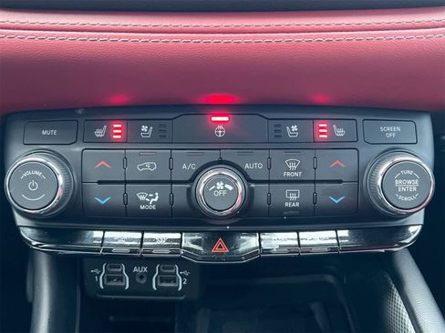 Used 2021 Dodge Durango R/T w/ Blacktop Package image 27