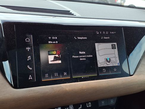 Used 2023 Audi e-tron GT Premium Plus image 7