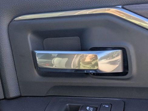 New 2026 RAM 2500 Laramie w/ Night Edition AWD/4WD image 34