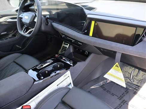 New 2027 Audi S6 e-tron Premium Plus AWD/4WD image 21