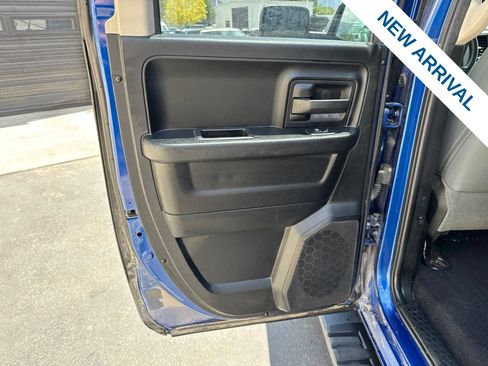 Used 2018 RAM 1500 Express AWD/4WD image 15