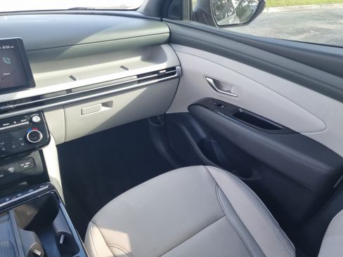 Used 2025 Hyundai Tucson Limited FWD image 20