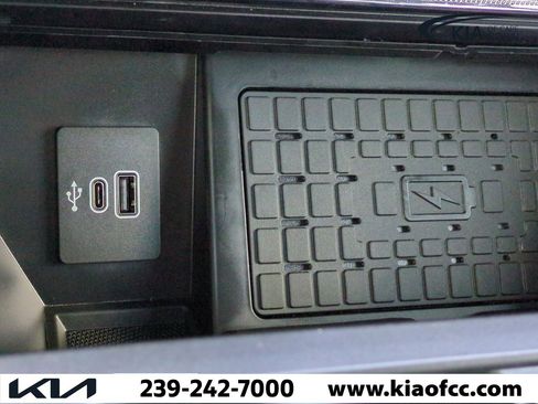 Used 2025 Ford F150 Raptor image 24