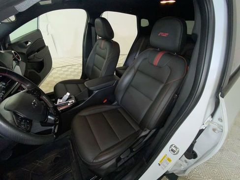 Used 2024 Chevrolet Trax RS w/ Driver Confidence Package FWD image 14