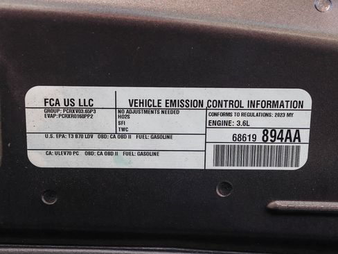 Used 2023 Dodge Charger SXT RWD image 26