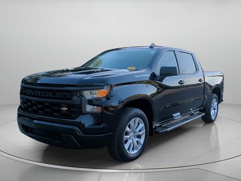 Used 2024 Chevrolet Silverado 1500 Custom RWD image 8