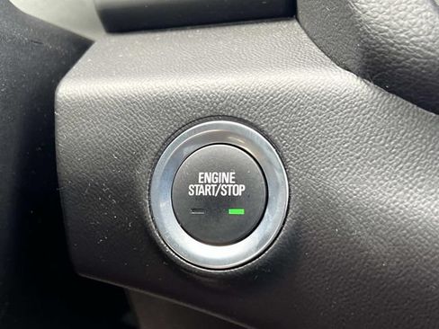 Used 2019 GMC Terrain SLE w/ Driver Convenience Package FWD image 30