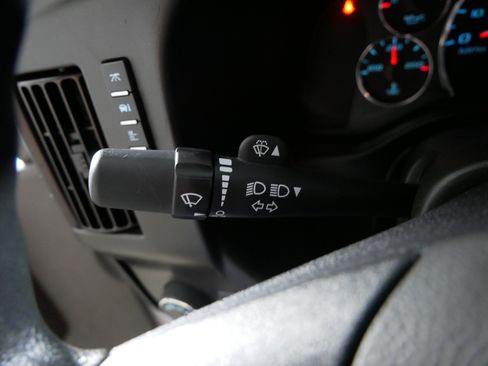 Used 2025 Chevrolet Express 2500 w/ Driver Convenience Package RWD image 32