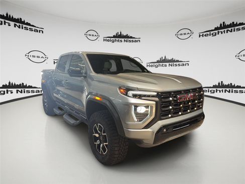 Used 2024 GMC Canyon AT4X AWD/4WD image 7