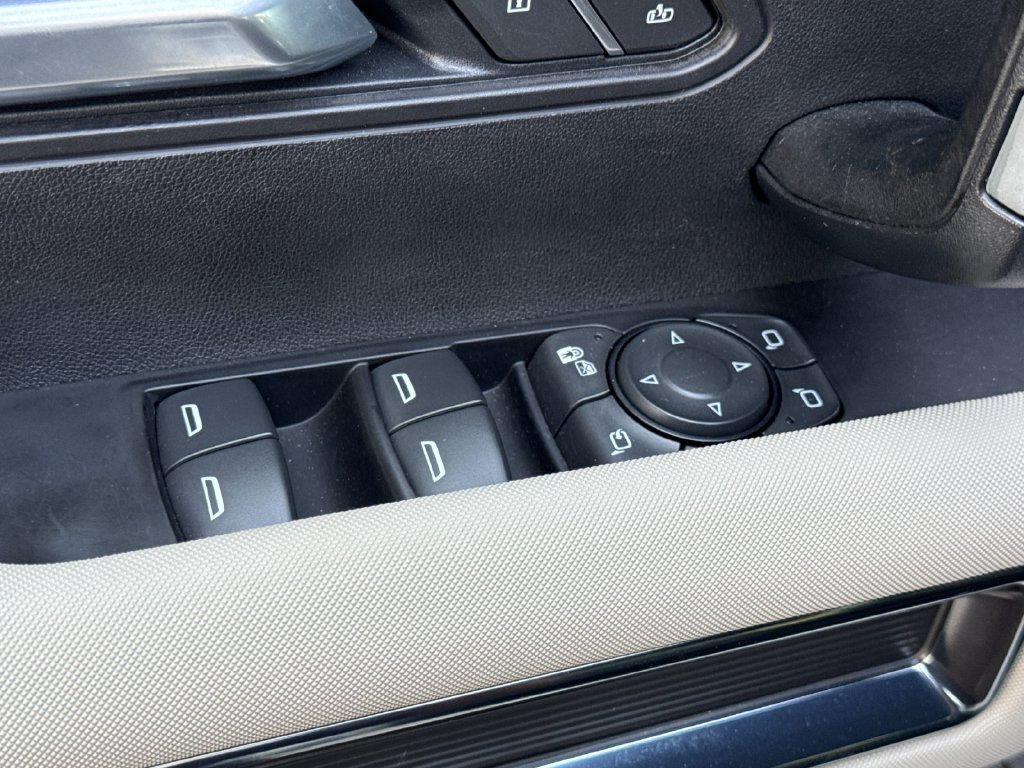 Used 2026 GMC Hummer EV SUV AWD/4WD image 11
