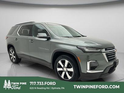 Used 2023 Chevrolet Traverse LT w/ LT Premium Package