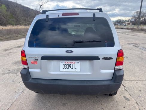 Used 2004 Ford Escape XLT AWD/4WD image 7