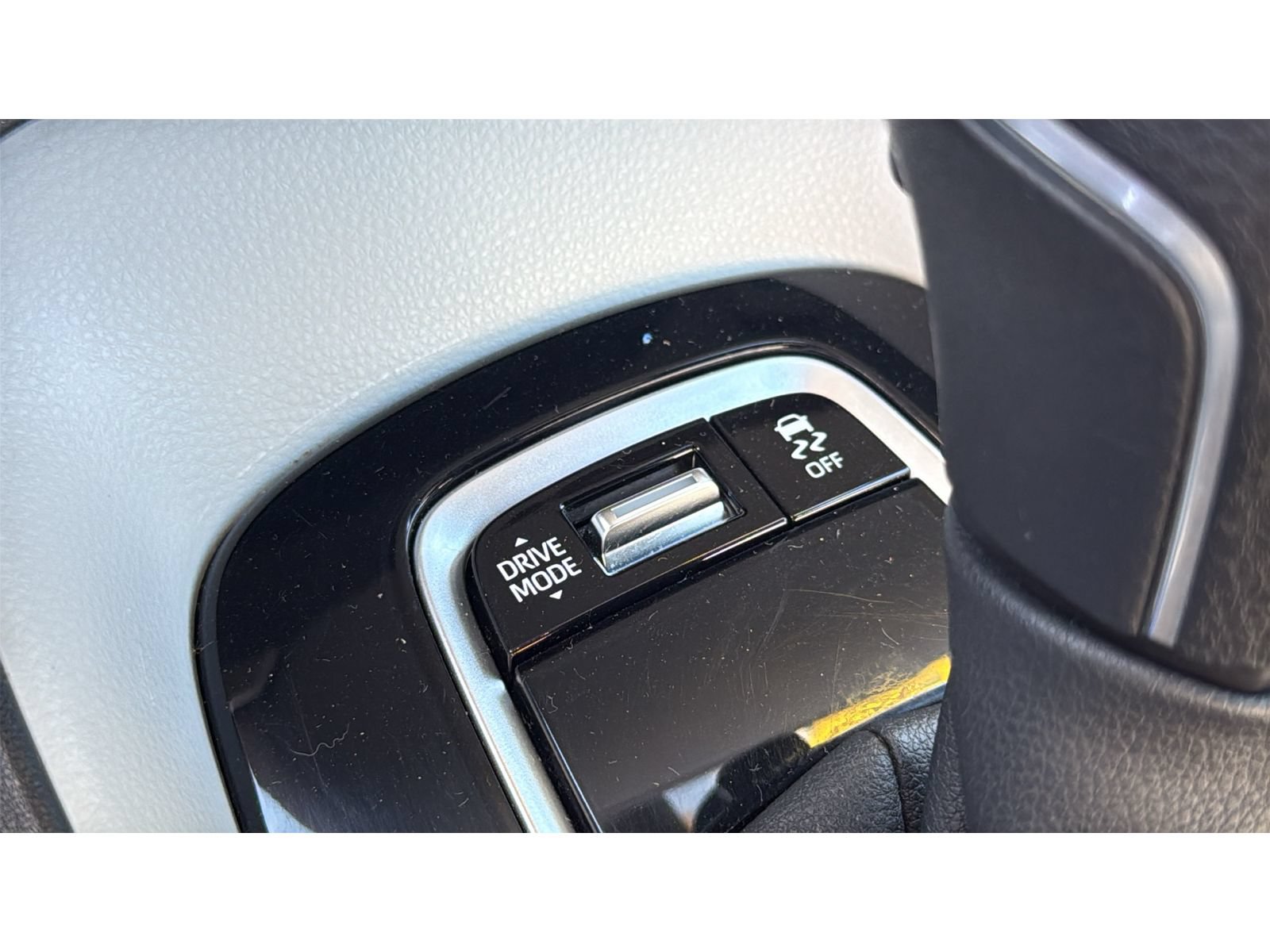 Certified 2023 Toyota Corolla SE FWD image 24