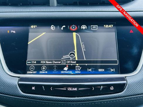 Used 2018 Cadillac XT5 Luxury w/ Driver Awareness Package image 6