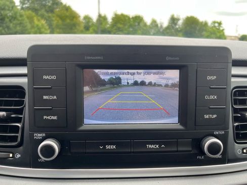 Used 2018 Kia Rio S FWD image 17