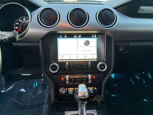 Used 2018 Ford Mustang Premium image 13
