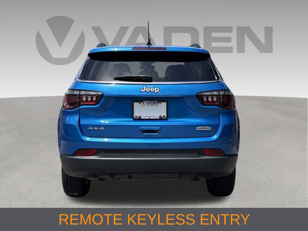 Used 2024 Jeep Compass Latitude AWD/4WD image 6