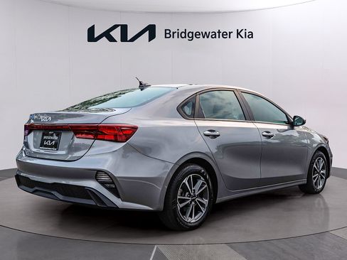 Certified 2023 Kia Forte LXS w/ LXS Technology Package FWD image 6