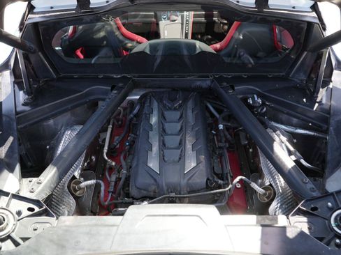 Used 2023 Chevrolet Corvette Stingray Coupe w/ Battery Protection Package RWD image 8