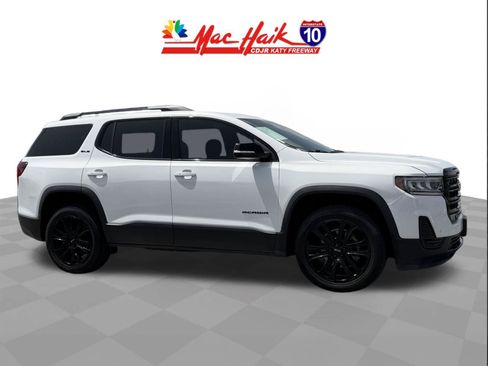 Used 2023 GMC Acadia SLE w/ Driver Convenience Package FWD image 4