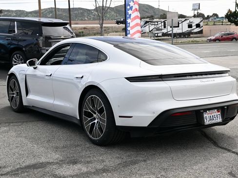 Used 2022 Porsche Taycan 4S AWD/4WD image 7