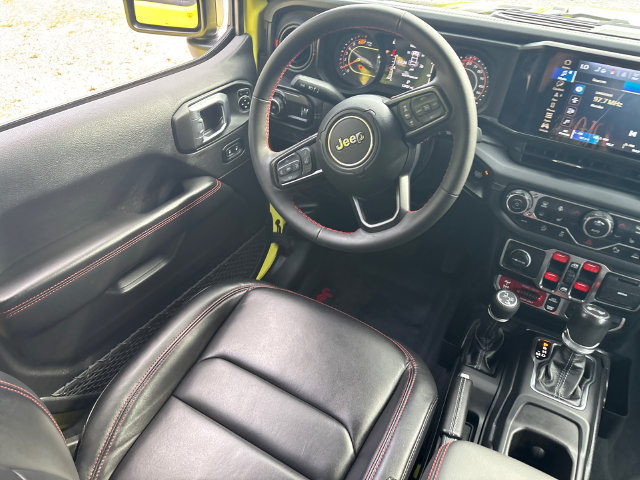 Used 2024 Jeep Wrangler Unlimited Rubicon AWD/4WD image 20