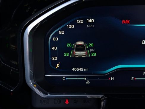 Used 2022 Chevrolet Silverado 1500 High Country image 21