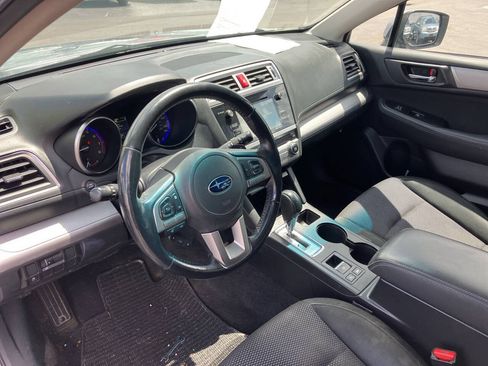 Used 2015 Subaru Outback 2.5i Premium AWD/4WD image 12
