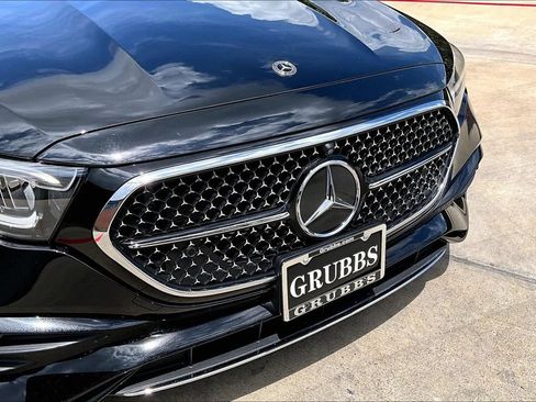 Used 2025 Mercedes-Benz E 350 Sedan image 38