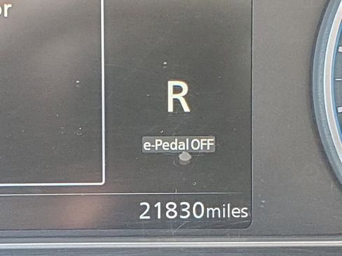 Certified 2024 Nissan Leaf S FWD image 31
