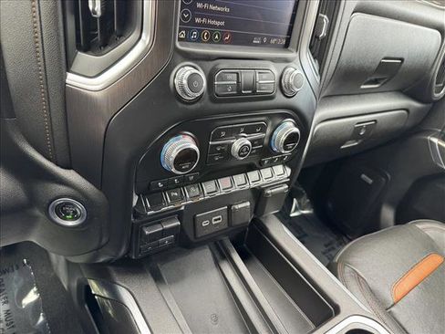 Used 2019 GMC Sierra 1500 AT4 w/ AT4 Premium Package AWD/4WD image 14