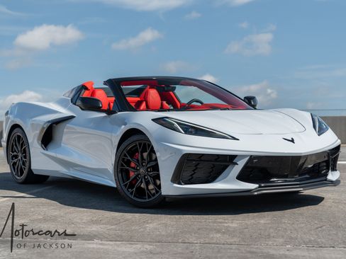 Used 2023 Chevrolet Corvette Stingray Premium Conv w/ Stealth Interior Trim Package RWD image 3