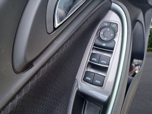 Used 2023 Chevrolet Malibu RS FWD image 15