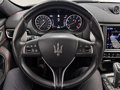 Used 2022 Maserati Levante Modena S AWD/4WD image 32