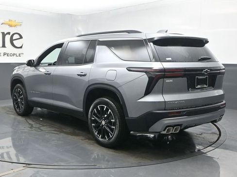 New 2026 Chevrolet Traverse LT w/ Sun and Wheel Package FWD image 15