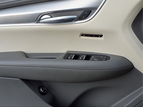 Used 2021 Cadillac XT5 Premium Luxury w/ LPO, Floor Liner Package AWD/4WD image 14