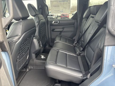 New 2025 Ford Bronco Badlands AWD/4WD image 13