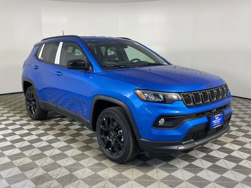New 2026 Jeep Compass Latitude image 7